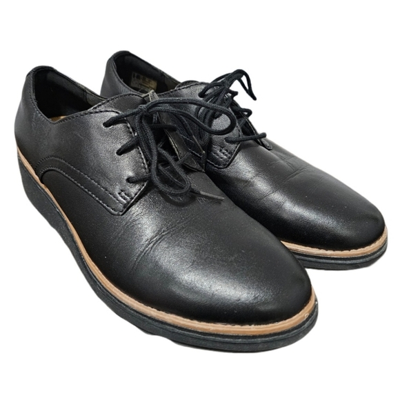 CLARKS Women's Sharon Rae Leathet Lace-Up Wedge Shoes - Picture 1 of 8